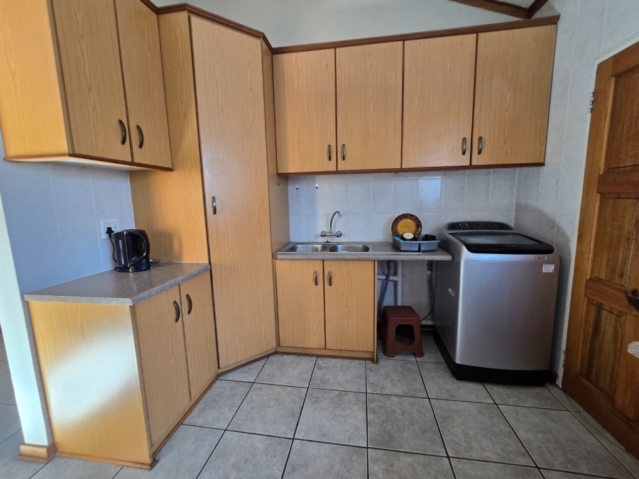 2 Bedroom Property for Sale in Langenhovenpark Free State